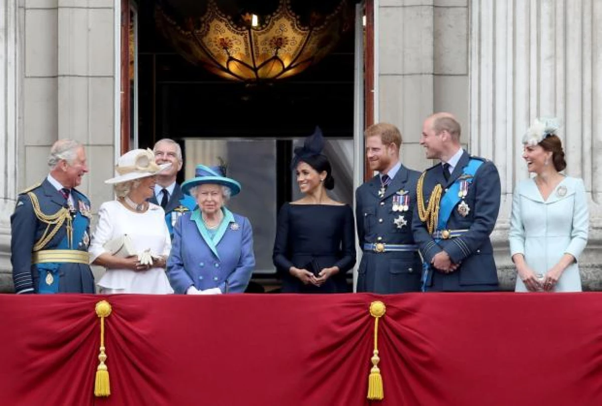 Buckingham Palace publikigis deklaron nome de Reĝino pri la intervjuoj de Sussexes 10191_4