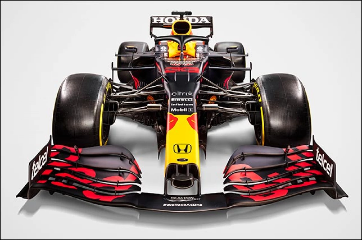 Red Bull Racing ha mostrato un nuovo RB16B 10539_1