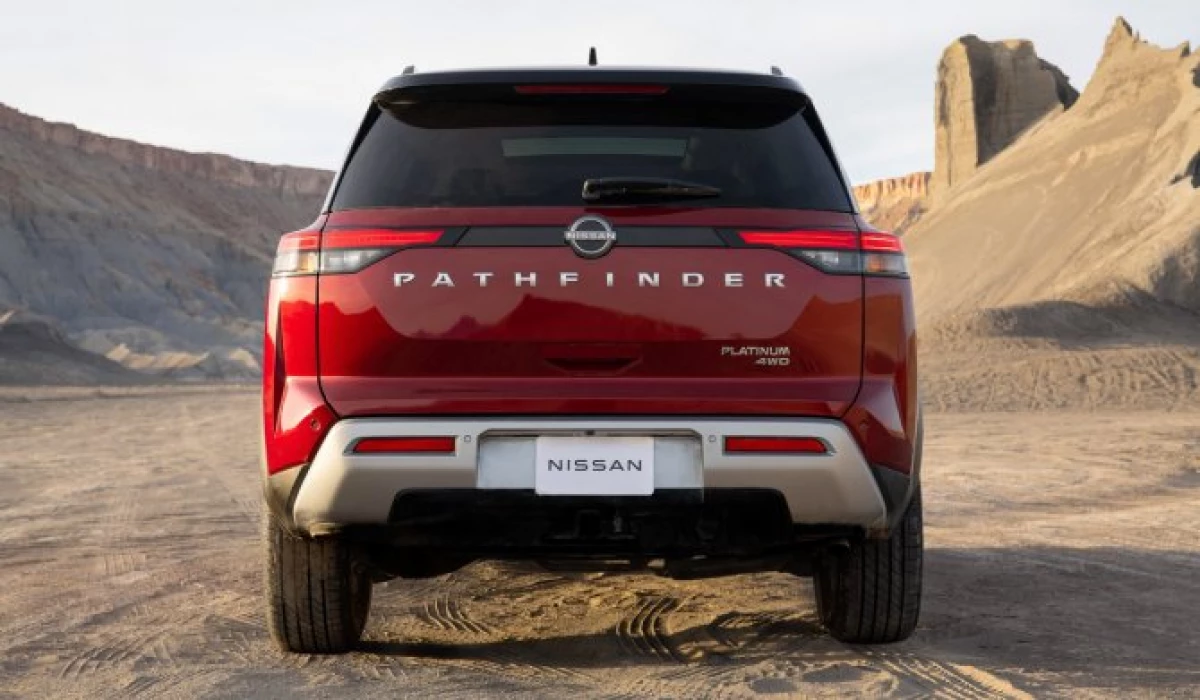 سيأتي Pathfinder Nissan الجديد إلى روسيا هذا العام 1080_7