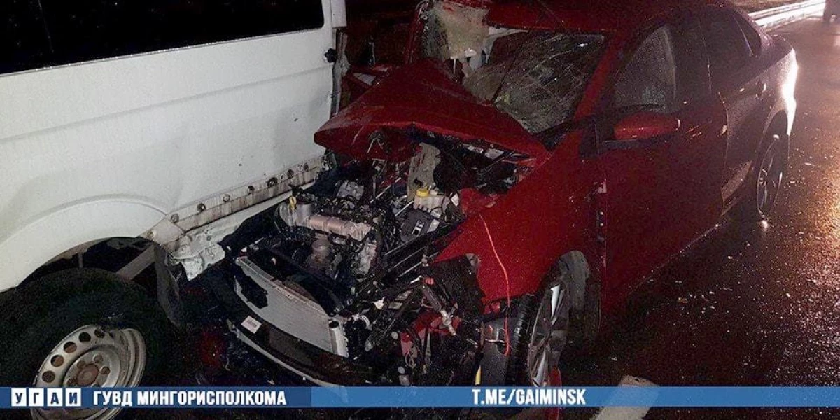 Μεθυσμένος, χωρίς δικαίωμα, μετατράπηκε σε επιβάτη: ο οδηγός θα κριθεί για το ατύχημα, στο οποίο δύο άνθρωποι τραυματίστηκαν σοβαρά