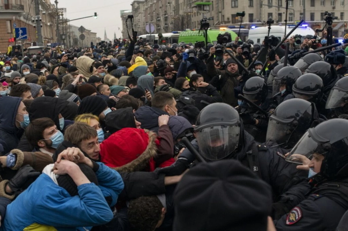 Piştî protestoyan di 23ê Januaryile de, zêdetirî 10 bûyerên tawanbar vekirî: Ji bo lêdanê polîs, Hooliganism û rêyên astengkirinê 11332_1