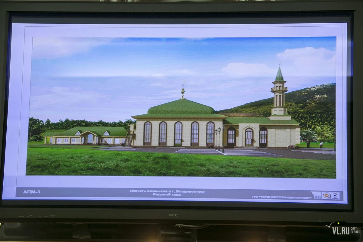 Allah Akbar, xhamia na kaloi dhe lëvizim nga Uliva në Dalkhimprom 12188_2