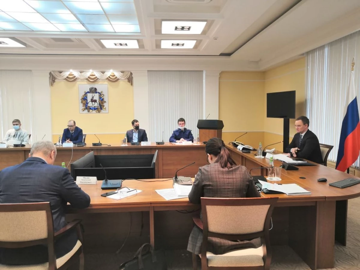 Sergey Morozov bespreekt met ontwikkelaars en toezichthoudende autoriteiten om de rechten van Nizhny Novgorod Dolkov te beschermen 12546_1