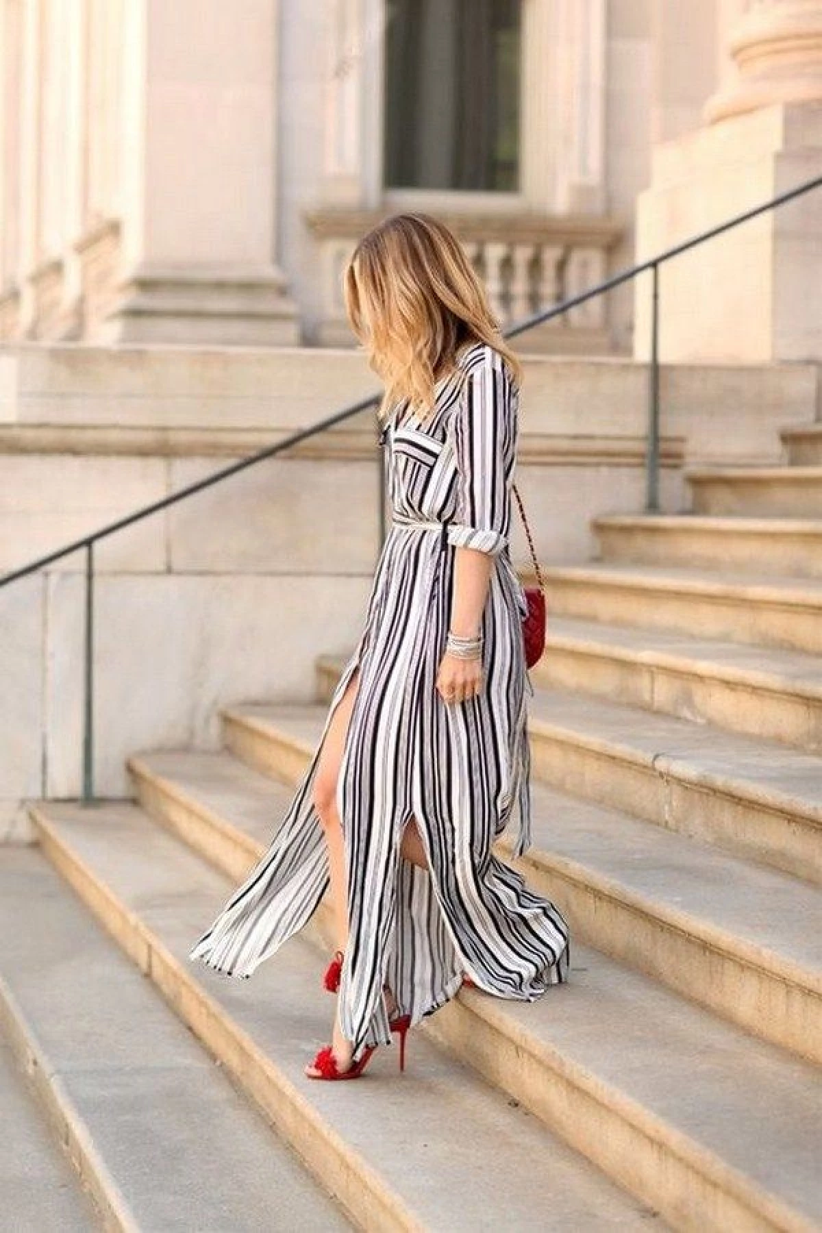 Summer dresses 2021 na may fashionable striped print. 12658_11