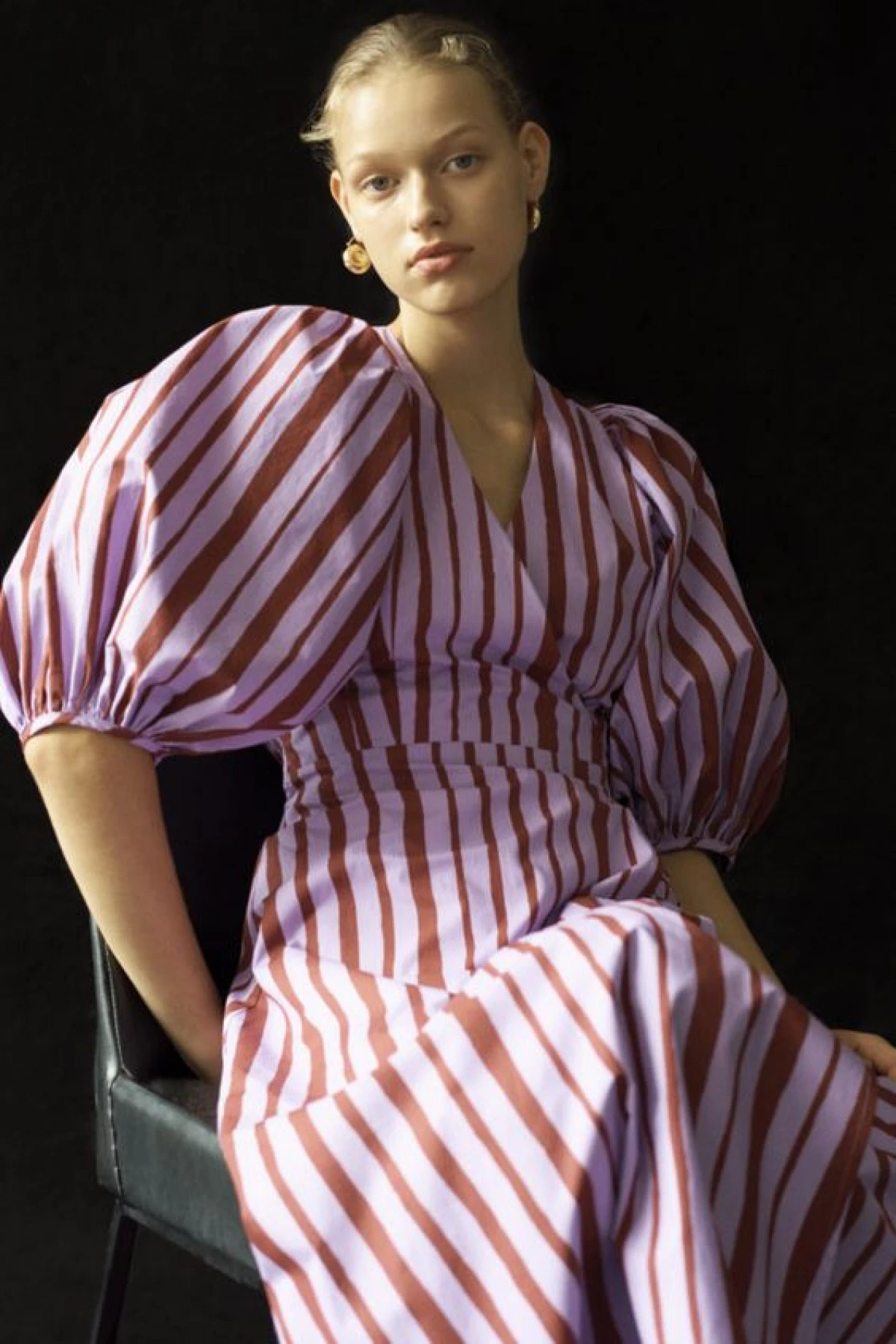 Summer dresses 2021 na may fashionable striped print. 12658_23