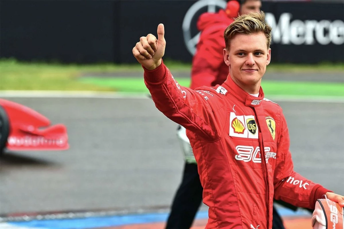مکک Schumacher Doros فارمولا 1 میں. افسانوی سوار کے بیٹے سے واقف کیا ہے؟ 13389_8