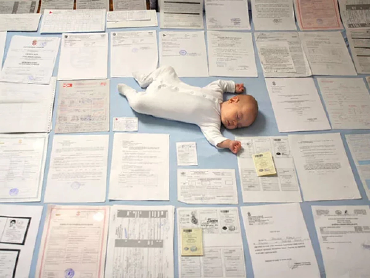 Які документи необхідно оформити після народження малюка 13847_1