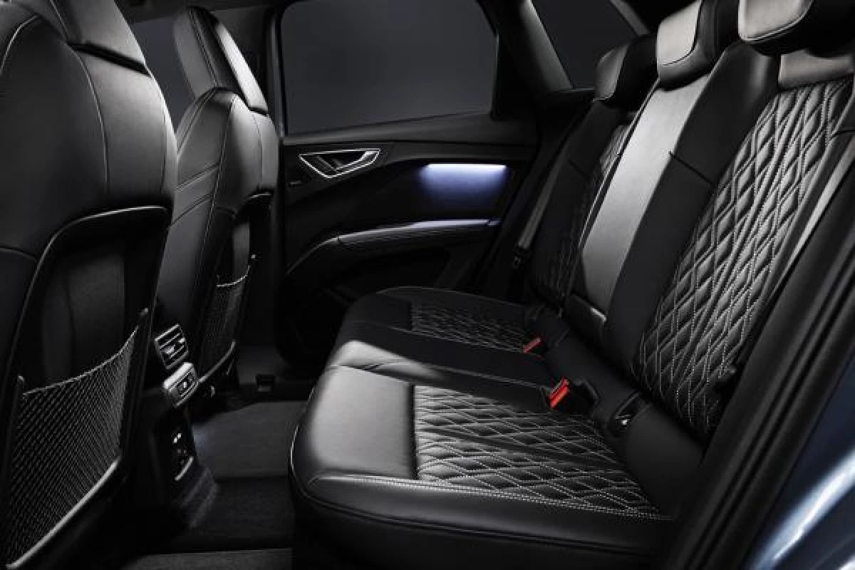 Audi ukázal nový Crossover Salon 13952_3