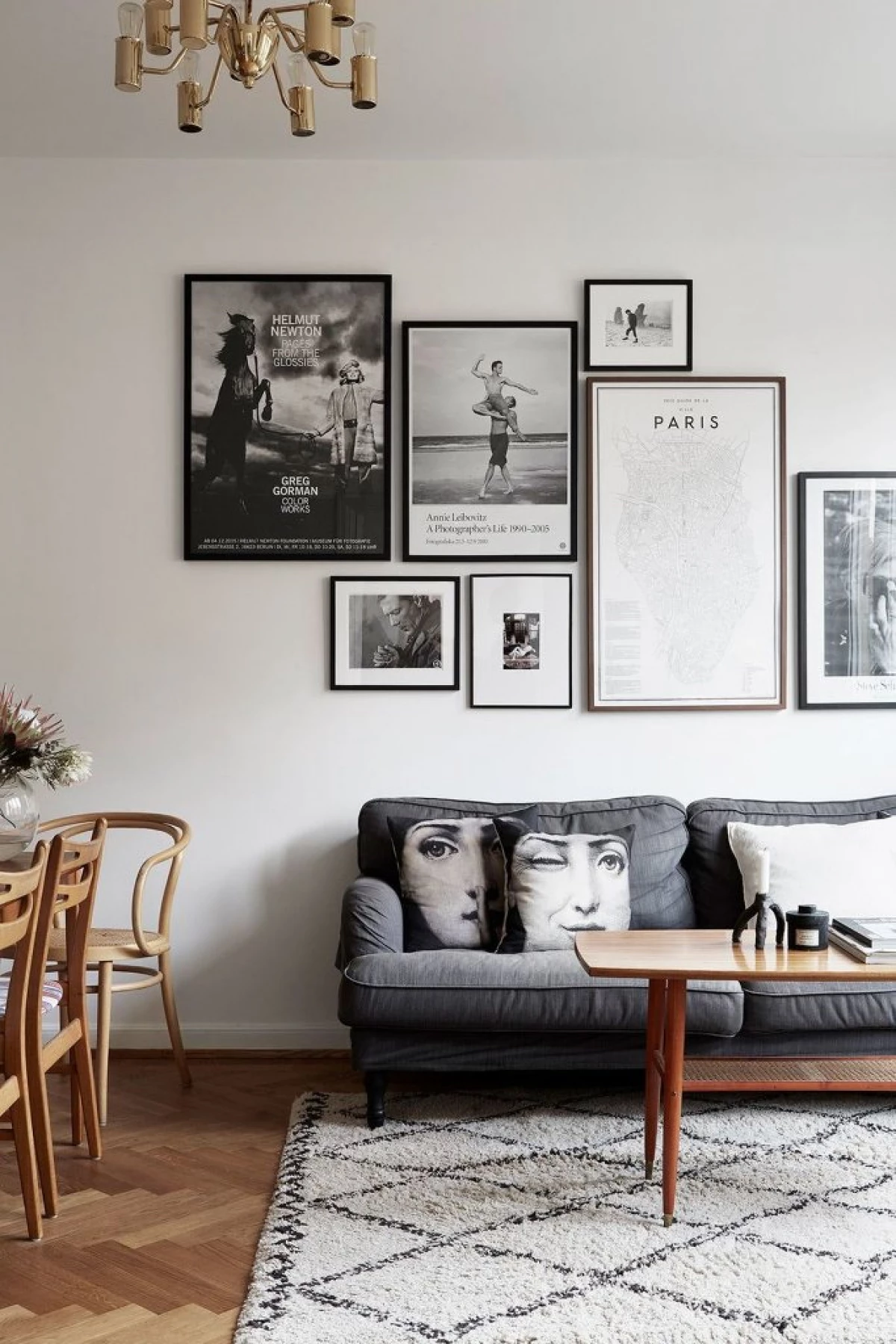 15 beste Ideen für die Wände im Wohnzimmer über dem Sofa 15064_10
