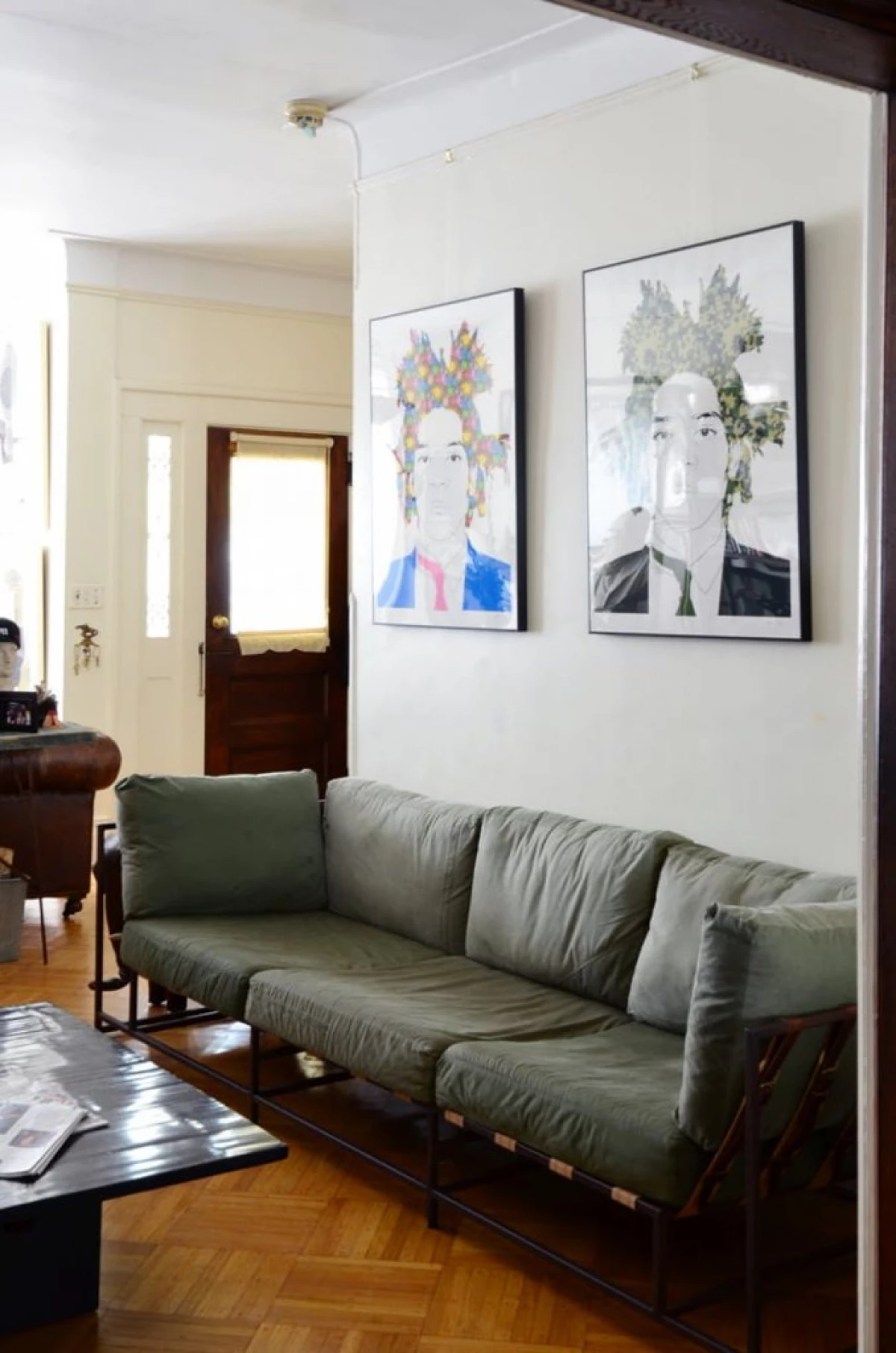 15 mejores ideas para las paredes en la sala de estar sobre el sofá. 15064_5