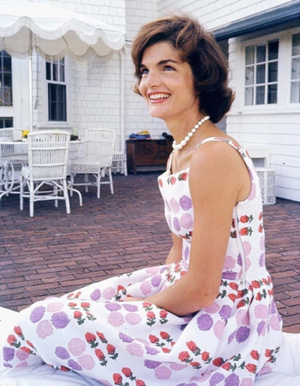 Jacqueline Style Kennedy: Gambar terbaik dari wanita pertama, yang dapat Anda ulangi dengan mudah 15552_6