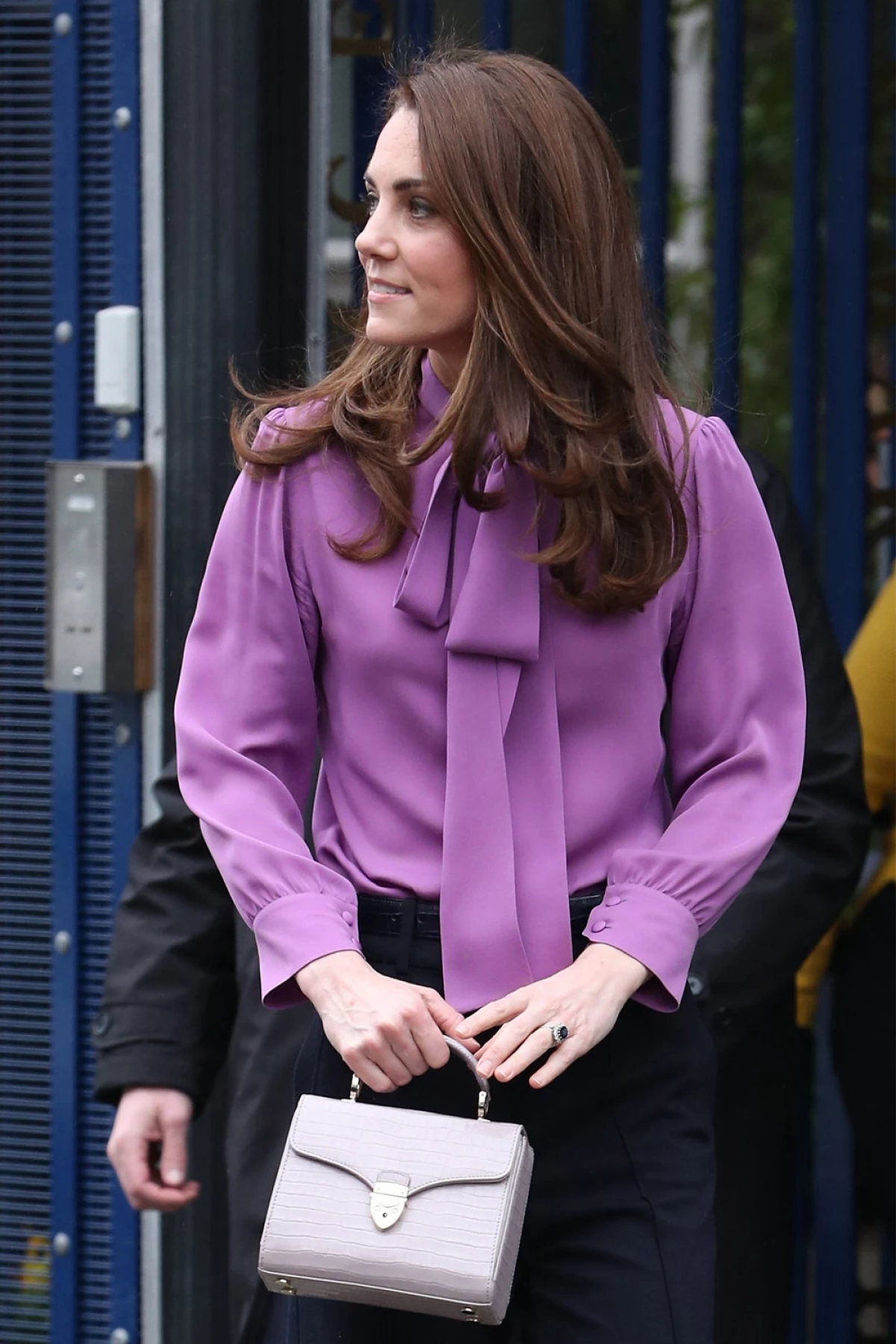 Kate Middleton Handbags: Apa merek sing milih Duchess 15661_9