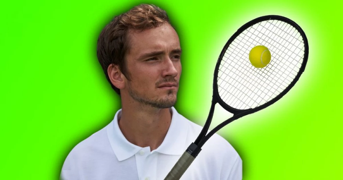 Ihe iri na ise banyere Tennis Player Daniel Medvejev - ọla ọcha nke asọmpi nke slam 16438_1