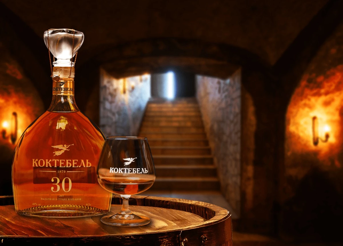 Novikov Group mewakili di restorannya cognac tertua negara "Koktebel"