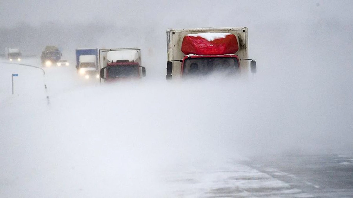 Движението беше ограничено поради лошото време в 11 региона на Казахстан