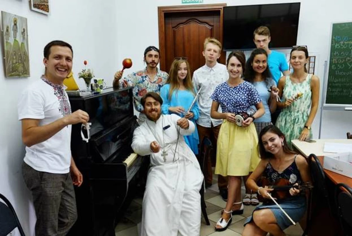 At the temple in Grodno, an active youth movement is unfolded - 