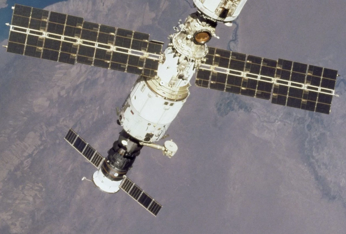 After seeling the cracks on the Russian segment of the ISS, the air leakage was again discovered