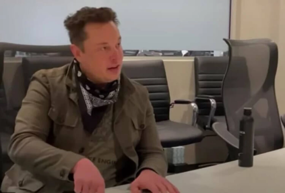 Маска Илон је рекла зашто неки Тесла аутомобили прелазе