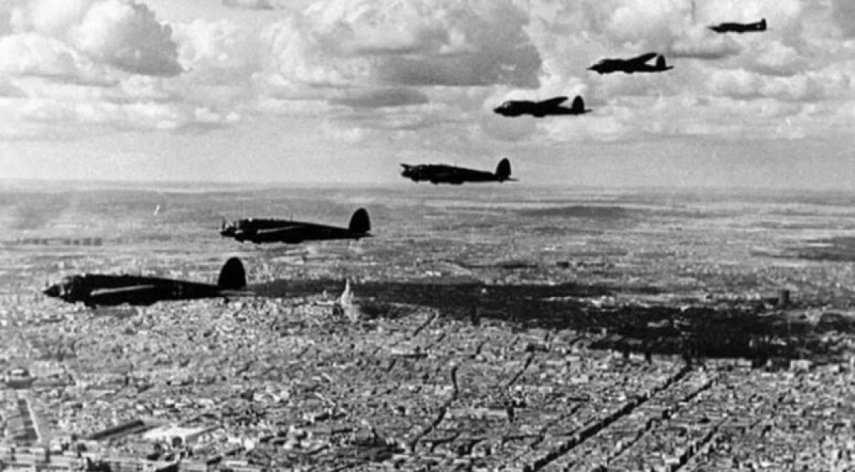 Por que os alemáns violaron o espazo aéreo da URSS con impunidade diante da guerra? 21082_1