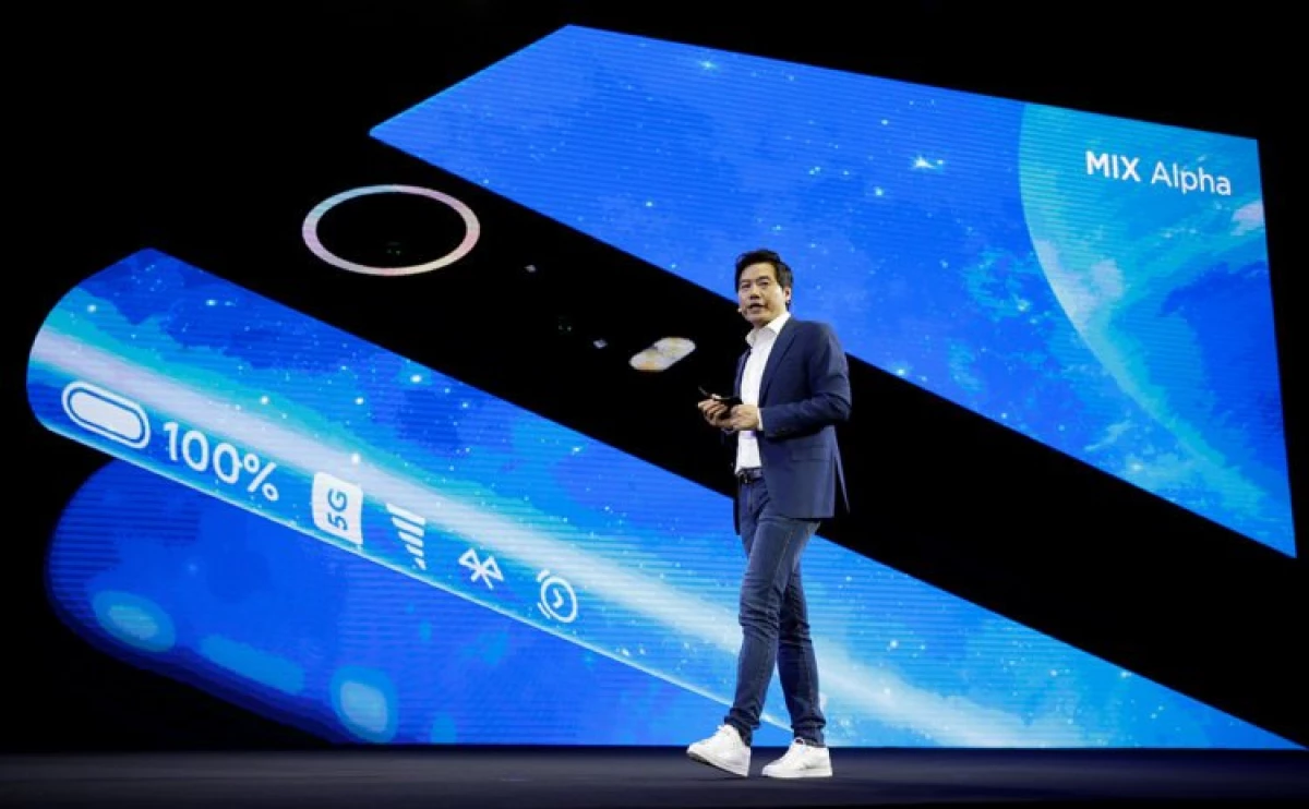CEO Xiaomi nug peb kev tso cai los tsim cov smartphones kim heev 21581_2
