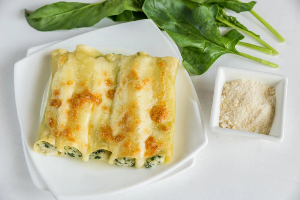 Çfarë duhet t'i pëlqeni gruas më 8 mars? Çfarë duhet të gatuaj më 8 mars: Snacks pazakontë të kuzhinës Azerbajxhan 22136_7