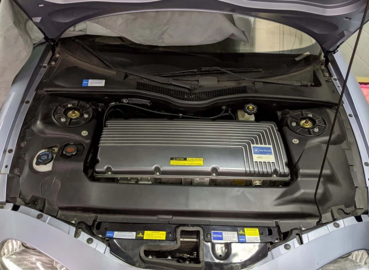 Χρόνος κάψουλα: Ηλεκτρικό κινητό GM EV1 αποθηκεύτηκε σε άριστη κατάσταση στα πανεπιστημιακά πλαϊνάια 22660_3