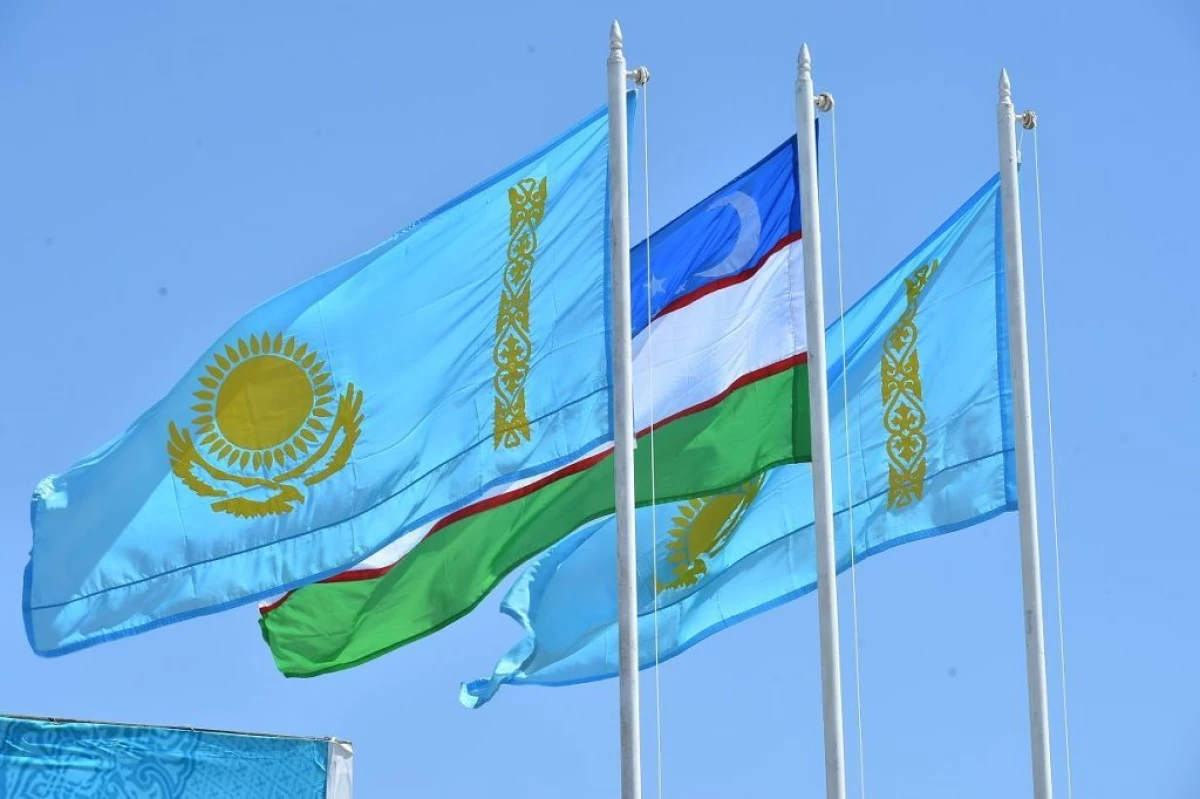 Tokayev estimó el potencial de la cooperación comercial con Uzbekistán 22819_1