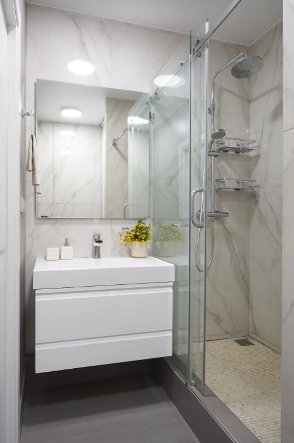 עיצוב חדר אמבטיה ב 2021 (70 תמונות) - מגמות והמלצות לרישום 23378_27