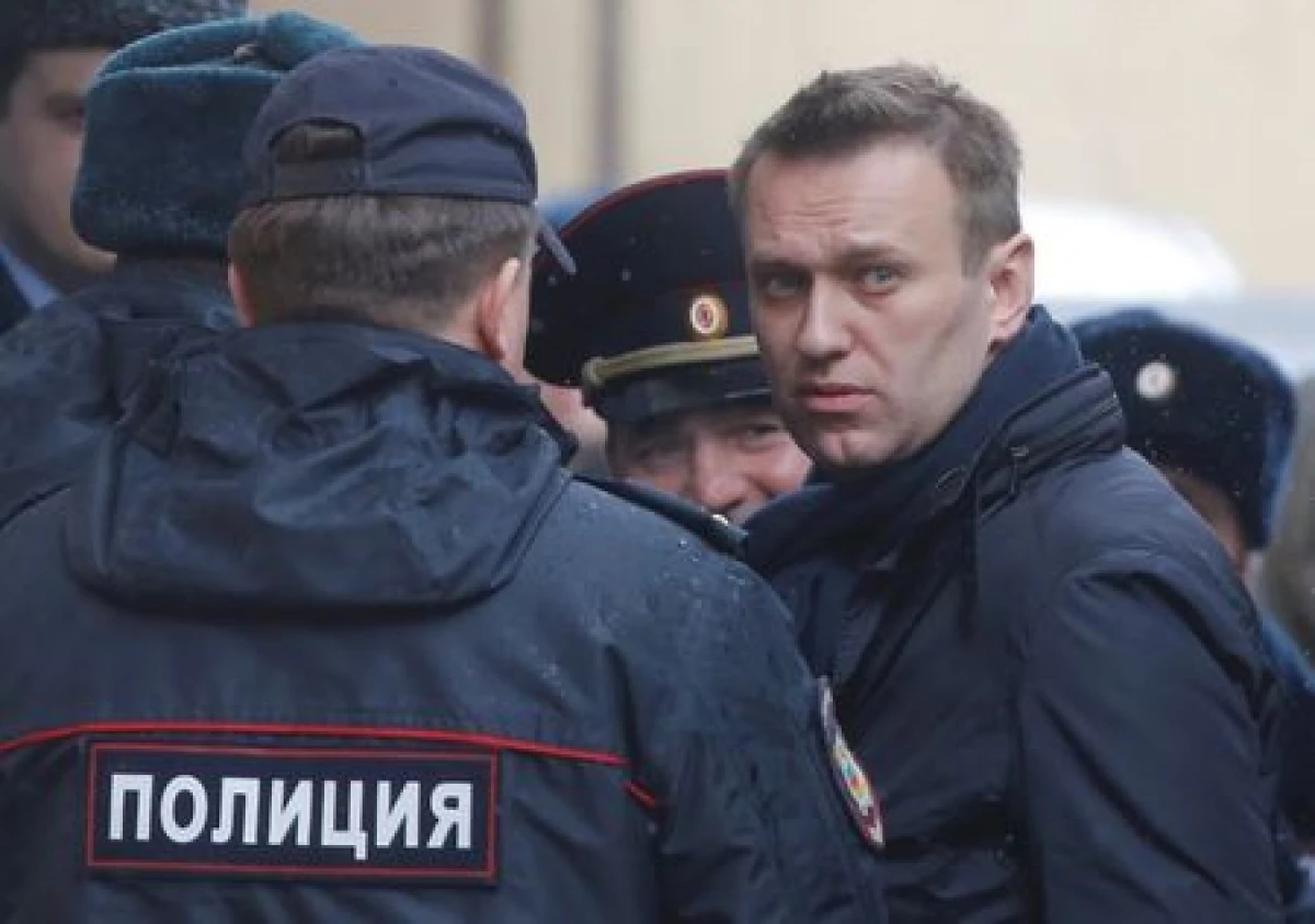 Kazyýet: Navalnny 2 ýyl 8 aý 8 aýda geçirmeli 238_1