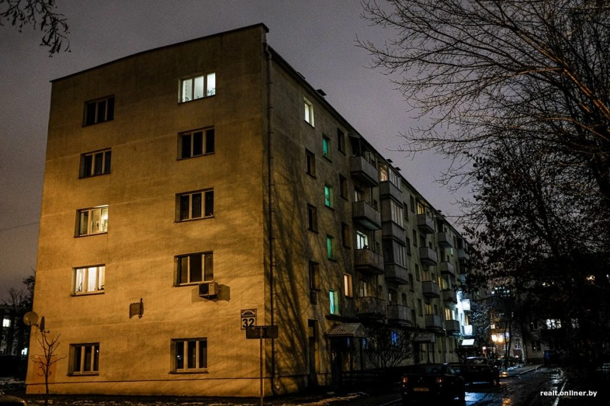 V primeru apokalipse? V Minsku je neznana zgodba zgradila bunker v svojem stanovanju, vendar nihče ne ve, zakaj 24864_4