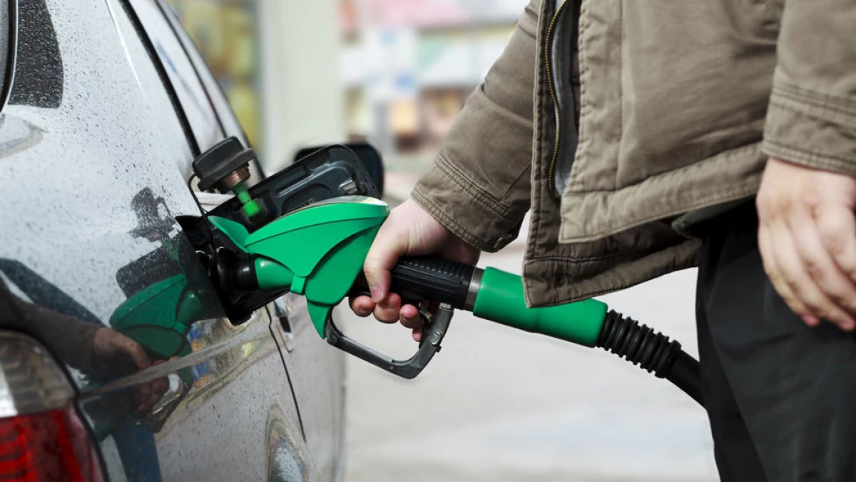 Benzin AI-92 hisse senedi fiyatı Mayıs 2018'in kaydını güncelledi 3168_5