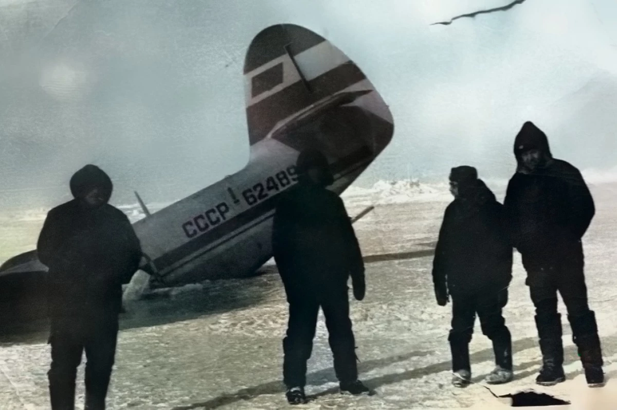 التاريخ القطبي الحقيقي وإطارات نادرة فيضانات الطائرة 3550_5
