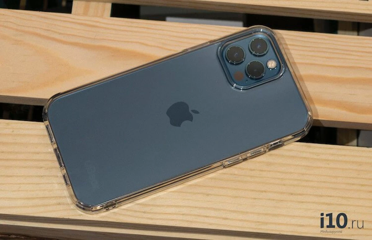 Жаңа iPhone үшін жақсы қорғаныспен арзан емес корпус - Ubear Real Case 5540_1