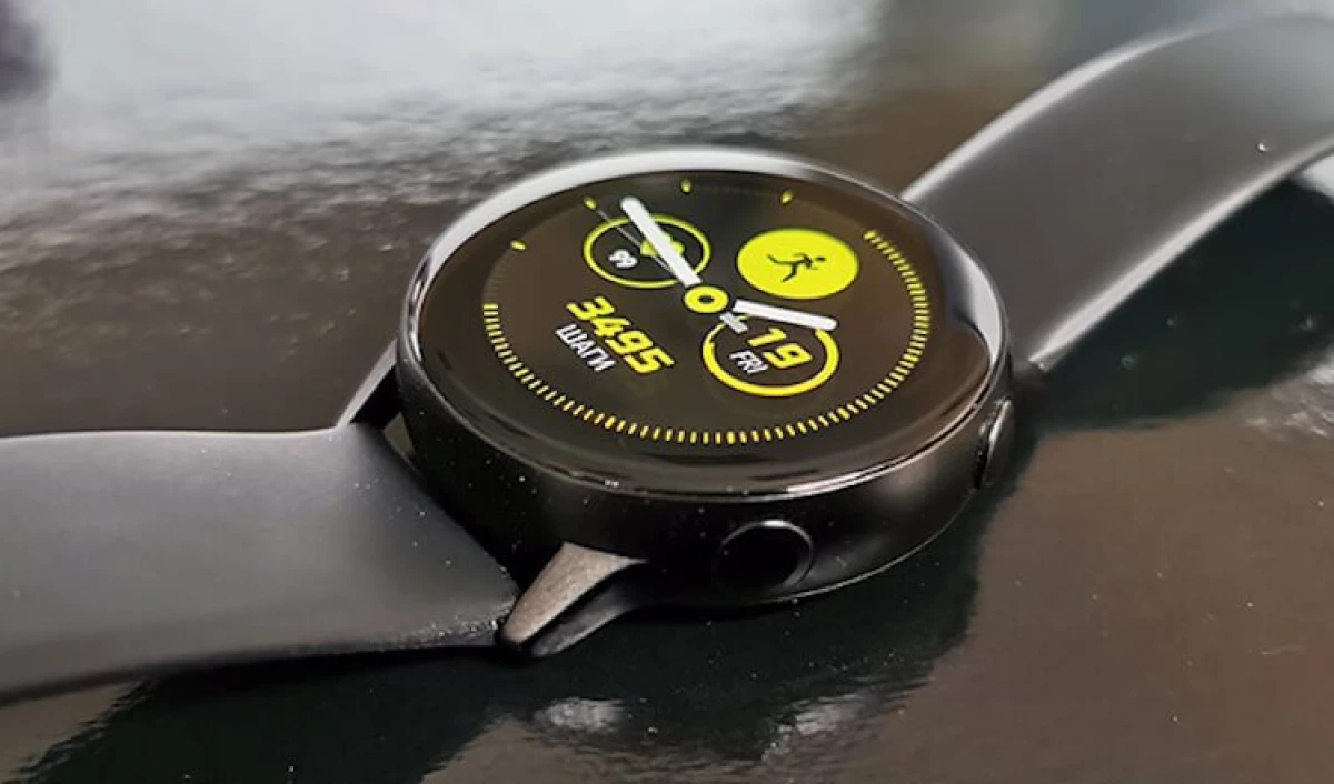 Samsung Smart hodinky se naučily měřit tlak a EKG. Jak to zapnout 5986_4