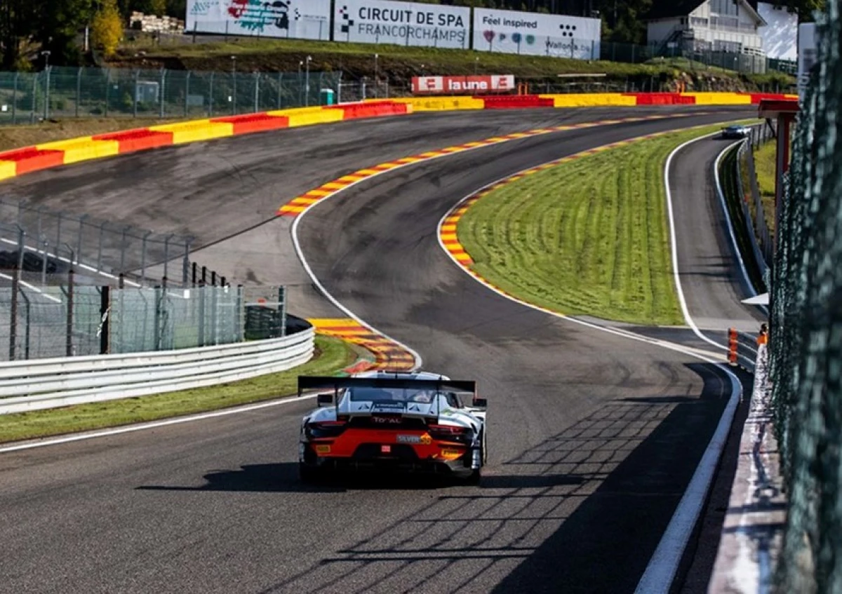 Auto amb Jan Coomans: Porsche a Celebra - Cursa de nivell superior al món digital 598_4