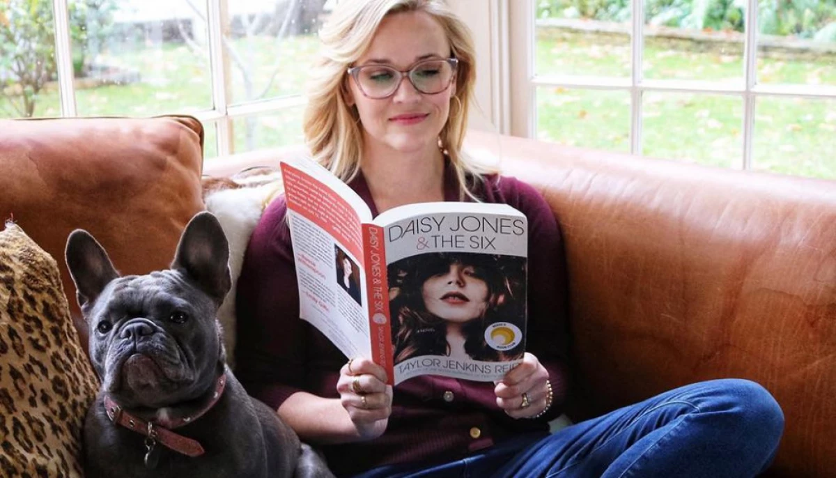 Reese Witherspoon wit hoe te ferrassen: 10 ynteressante feiten oer aktrise 5991_7