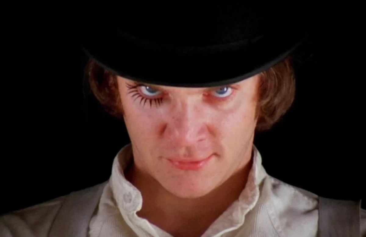 "Dalam gaya ultranexium tua yang baik": "Oranye tempa" Stanley Kubrick - 50 tahun