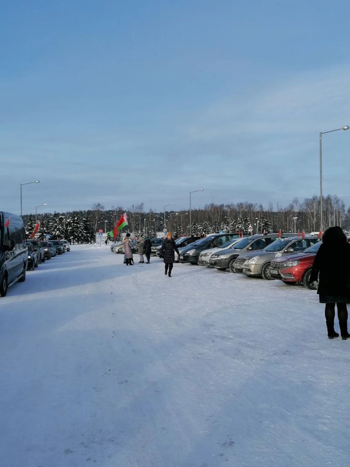 Områden gick på en promenad, Liqui Moly vägrade att sponsra världscupen i Vitryssland: Chronicle of Frosty Sunday 675_6