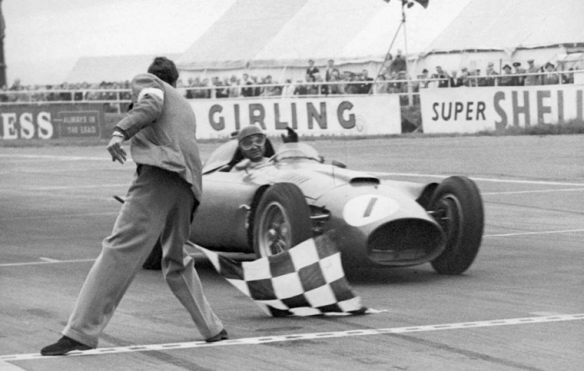 How Formula 1 began - desperate fifties! 6978_4