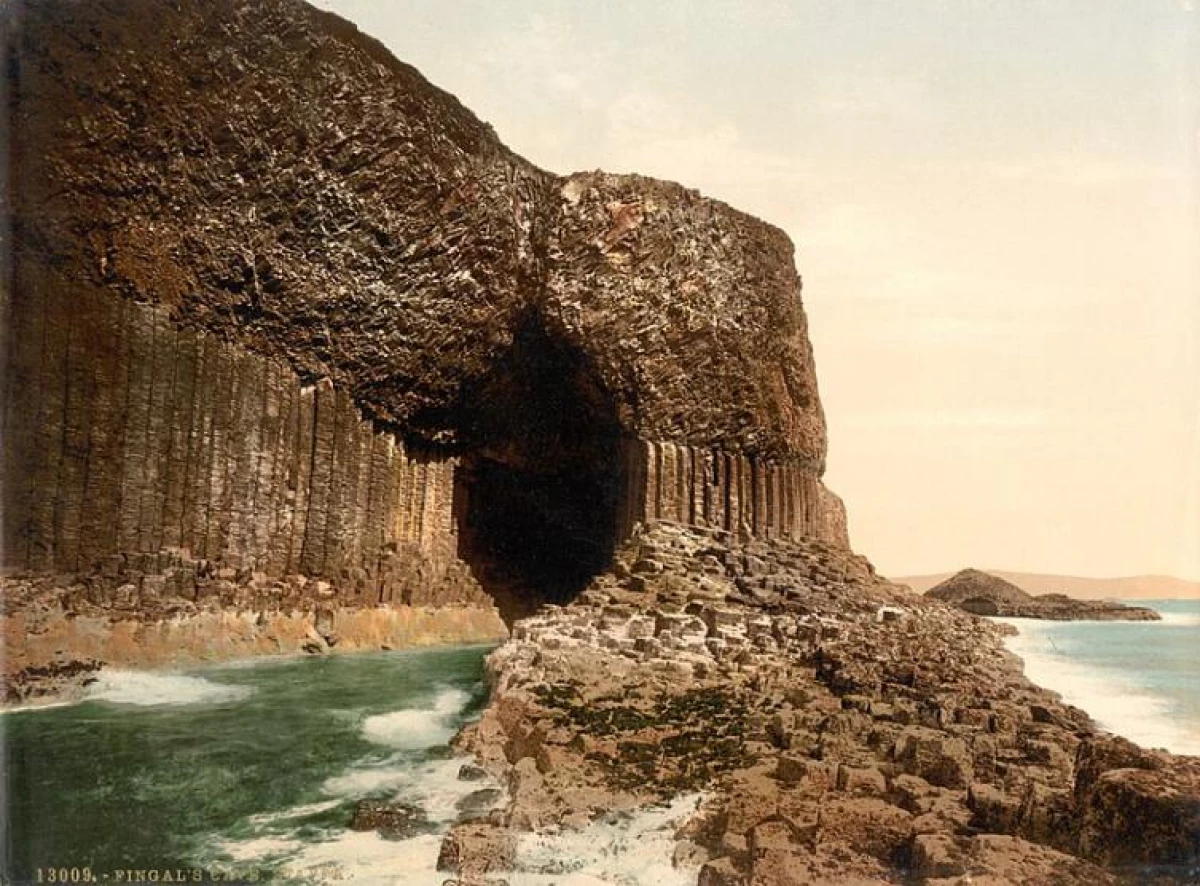 Природа Шотландії. Про що співає печера Фингала? 752_3