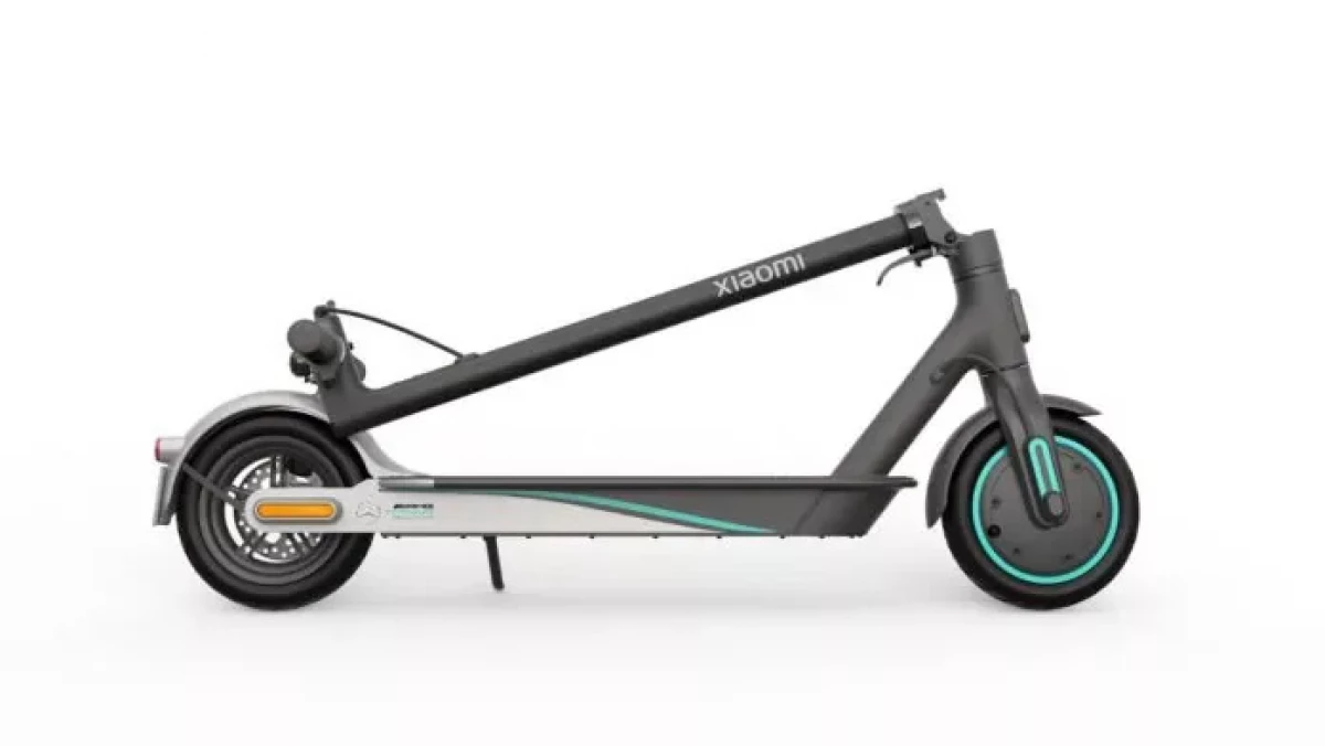 Kan scooter från Xiaomi bli en Mercedes: Kontrollera tillsammans med den nya MI Electric Scooter Pro 2 Mercedes-Amg Petronas F1 Team Edition 7840_1