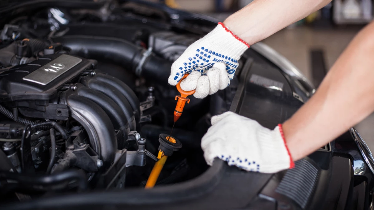 Les experts ont dit que lorsque l'huile du moteur de la voiture doit être changée plus souvent que recommandé 7914_4