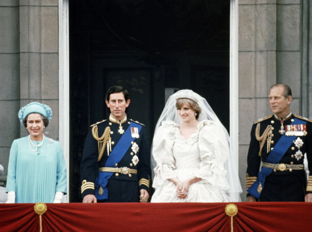 7 փաստ Prince Philippe - Money Elizabeth II, որը շուտով կլինի 100 տարի 7949_5