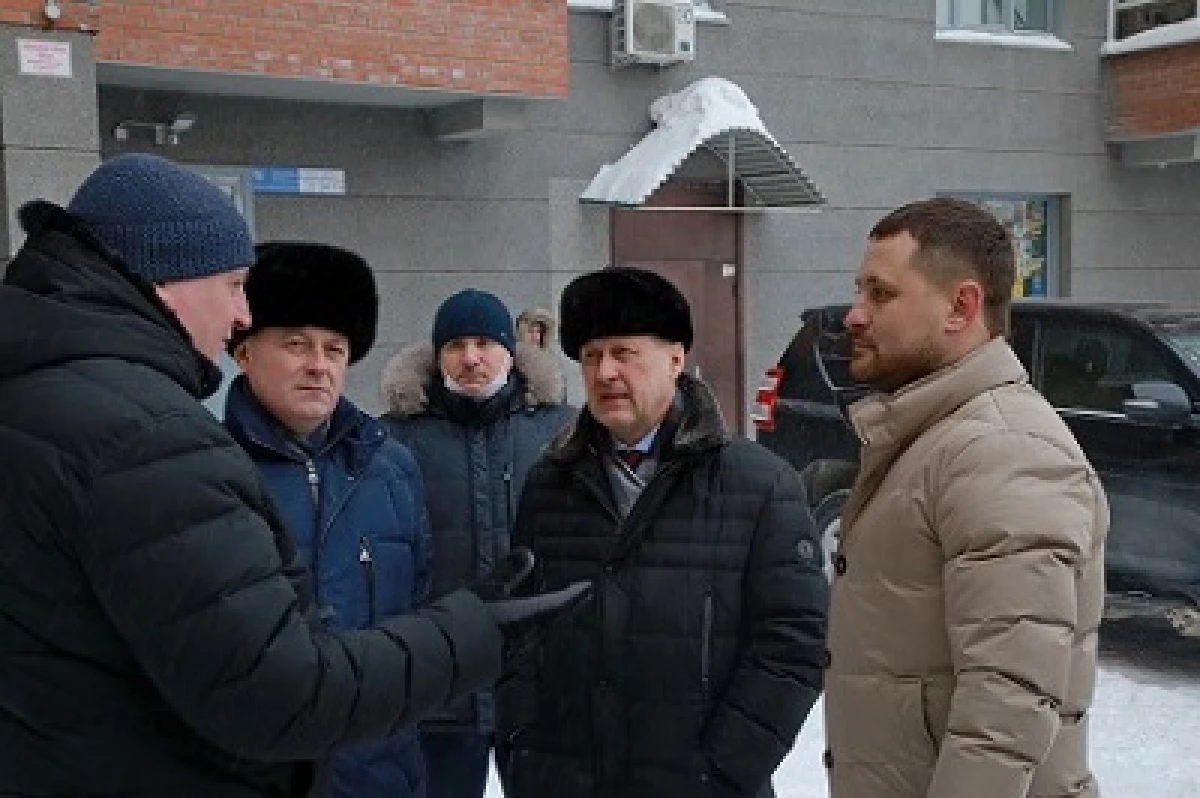 Новосибирск Цити Халл Система решава питања уласка у дугорочно пуштање у рад