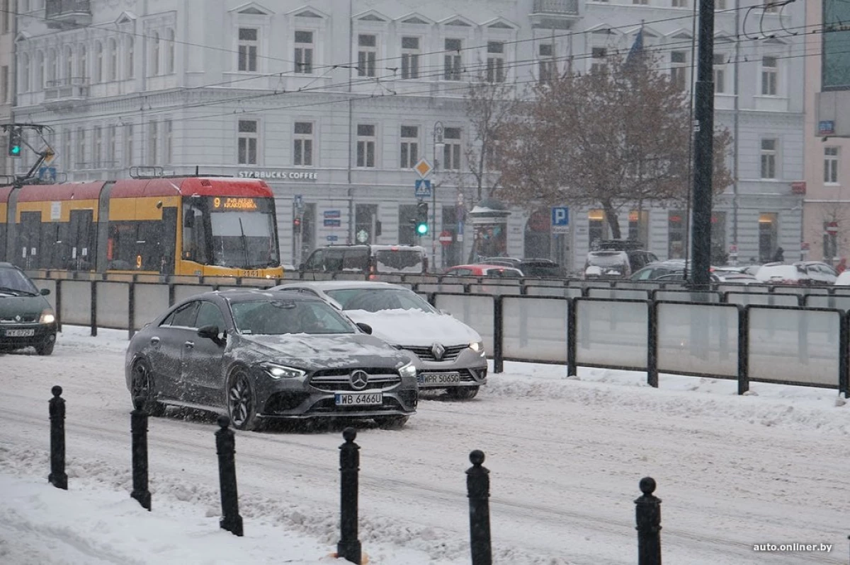 In Warschauer Rekordsedimenten. Wie die polnische Hauptstadt starke Schneefälle erleben 9135_31