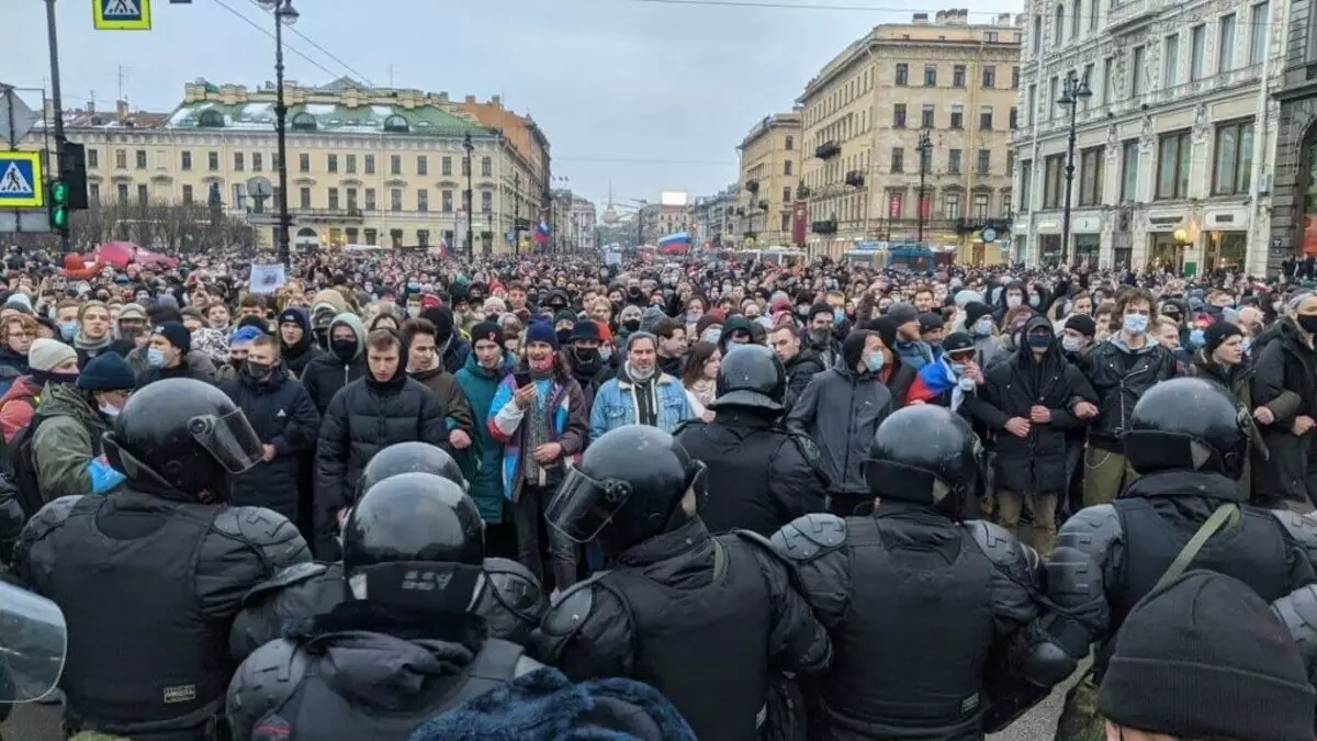 Akcje dla Navalny: Ponad trzy tysiące zatrzymanych, przypadki ataku na siły bezpieczeństwa i młodzież na rajdach. główna rzecz 10112_15