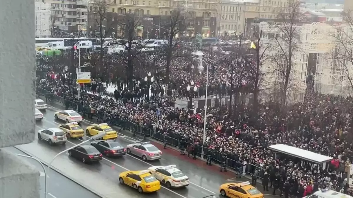 Akcie na Navalny: viac ako tri tisíce zadržaných, prípadov útoku na bezpečnostné sily a dospievajúci na zhromaždeniach. Hlavná vec 10112_6