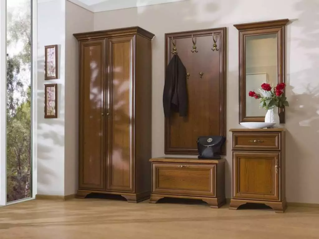 Hvad er klassiske hallway møbler 10201_1