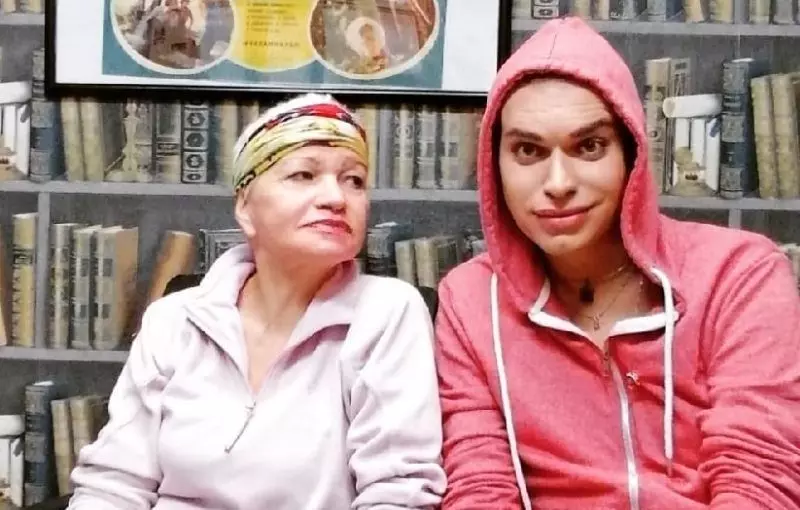 "Katya - një njeri i tmerrshëm" - gruaja e gogen Solntsev e grumbulloi atë në një spital mendor