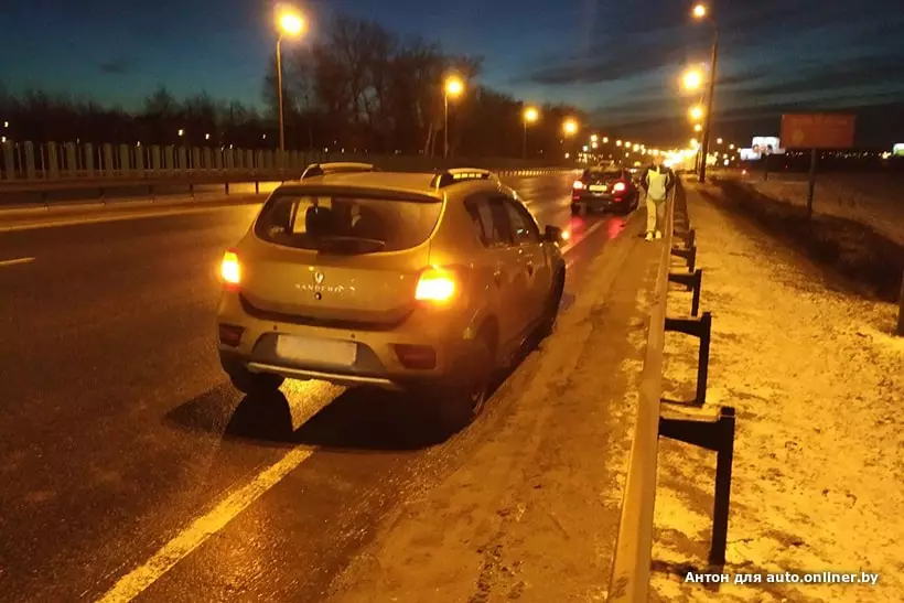 Unbekannter Morgen in der Moskauer Ringstraße: Fünf Autos hatten einen Unfall, drei weitere wurden von der Grube verletzt 12155_2